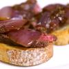 Bistecca with Balsamic-Roasted Onion Crostini