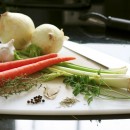 How to make homemade chicken stock