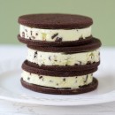 Creme de Menthe Ice Cream Sandwiches