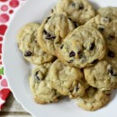 Cranberry-Macadamia-Nut-Cookies-a