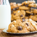 Flourless-Triple-Chocolate-Chip-Peanut-Butter-Cookies-recipe-4692
