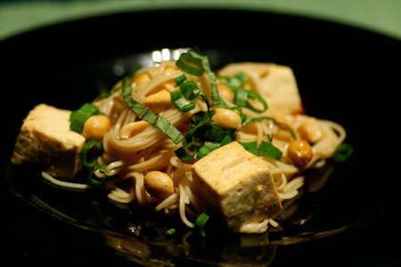 Sesame Noodles with Peanuts and Basil