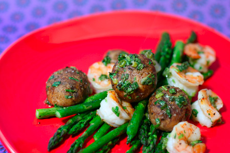 Roasted Shrimp and Mushrooms with Ginger and Green Onion