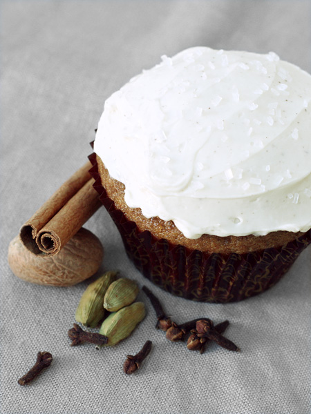 Spiced Chai Latte Cupcakes with Swiss Meringue Buttercream