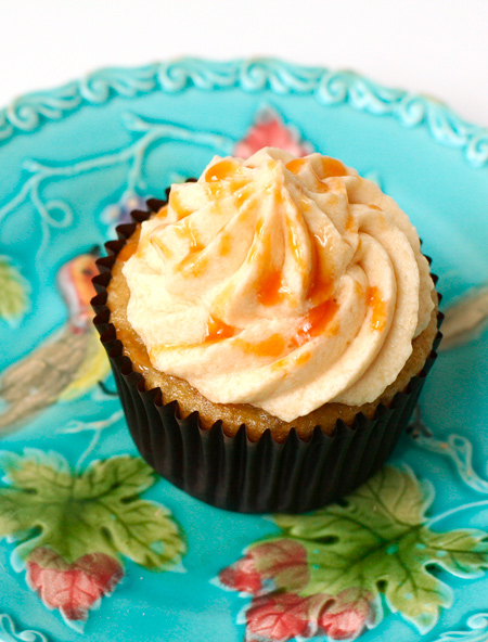 Caramel Banana Cupcakes