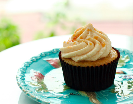 Banana Caramel Cupcakes