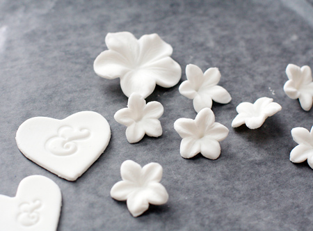 Fondant Flowers & Decorations