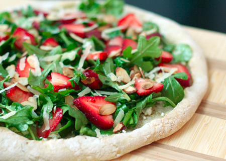 Strawberry Arugula and Goat Cheese Pizza