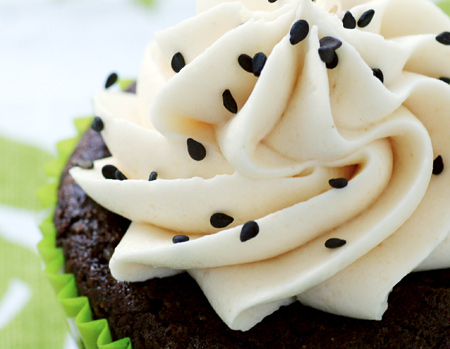 Black Pearl Cupcakes with Wasabi, Ginger, and Black Sesame Seeds