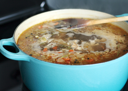 Cooking homemade chicken stock recipe