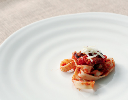 Spaghetti with Chorizo and Olives Spaghetti with Chorizo and Olives