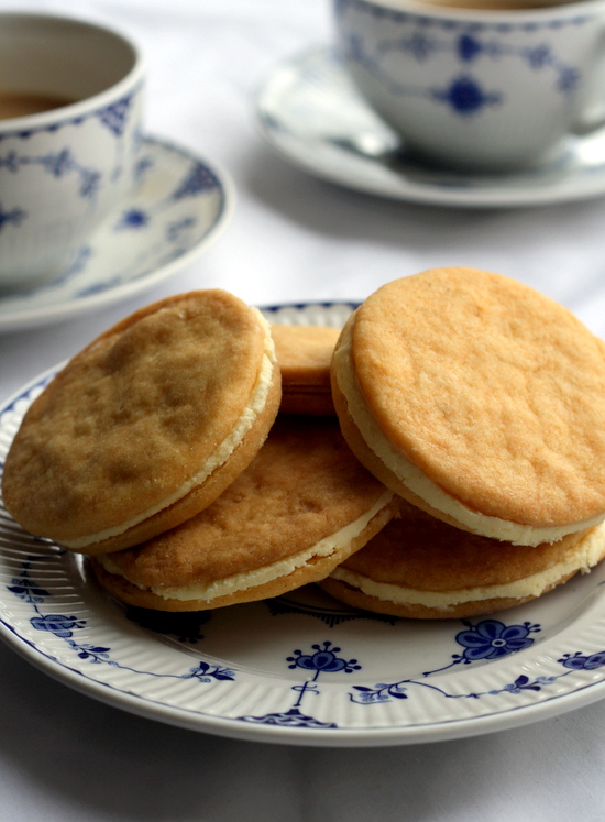 Custard Creams Cookies