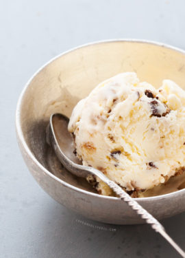 Chocolate Chip Cookies & Cream Ice Cream