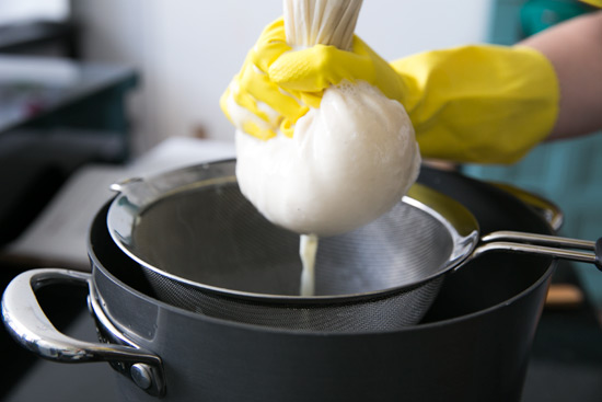 Squeeze out all the liquid Making Homemade Tofu