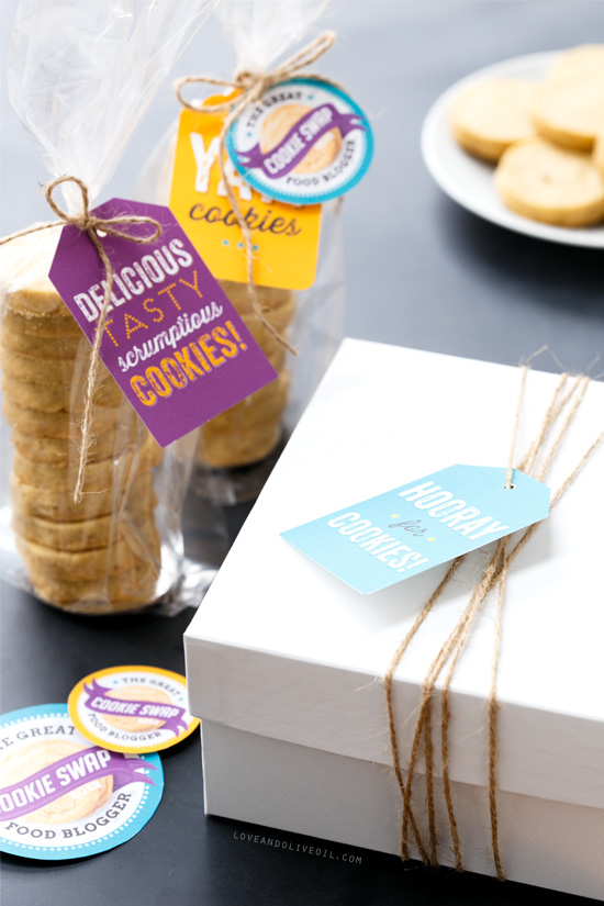 Parchment Paper Cookie Bundles, a Sweet Cookie Gift Idea