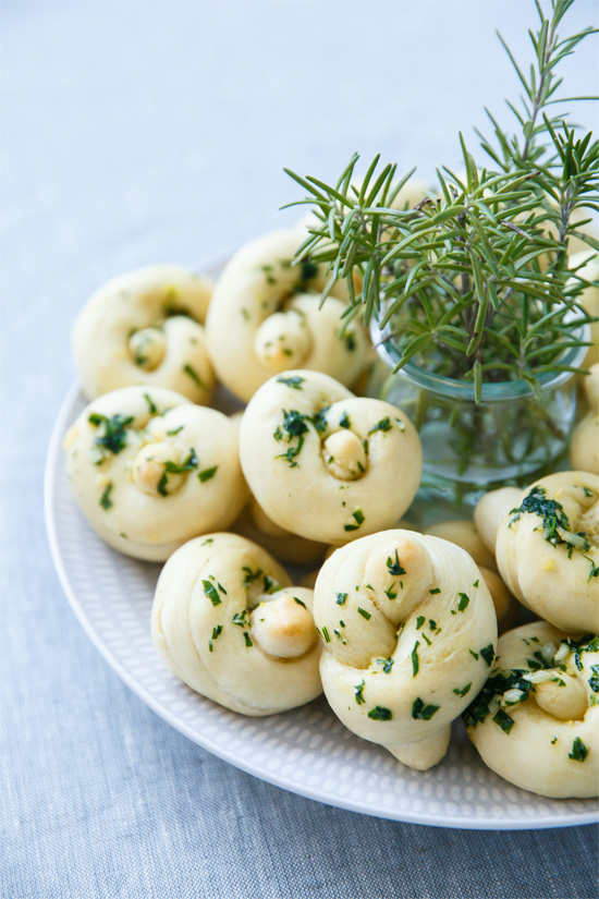 "Bountiful" Garlic Knots