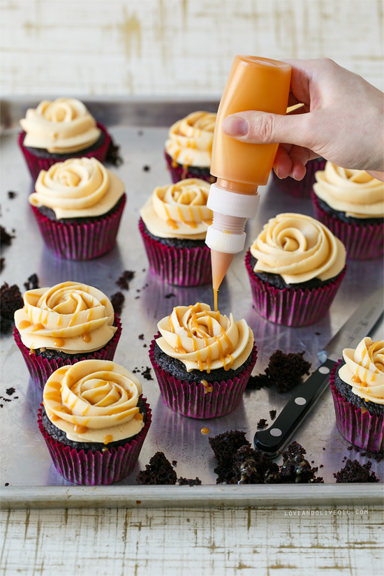 Dark Chocolate and Caramelized White Chocolate Cupcakes from @loveandoliveoil