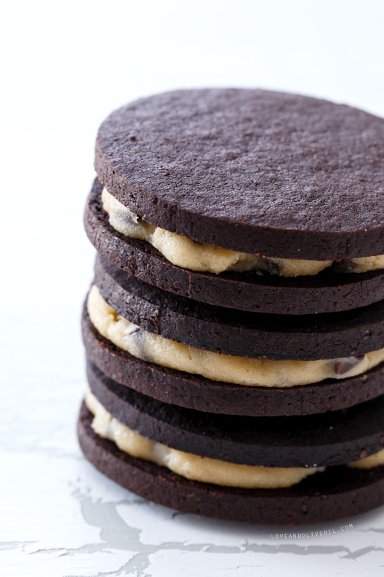 Homemade Cookie Dough Oreos from www.loveandoliveoil.com