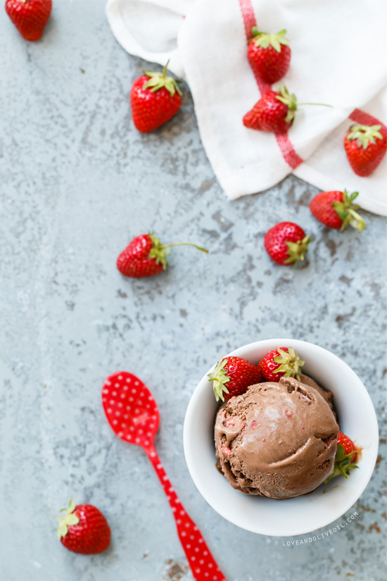 Dark Chocolate Strawberry Ice Cream from @loveandoliveoil