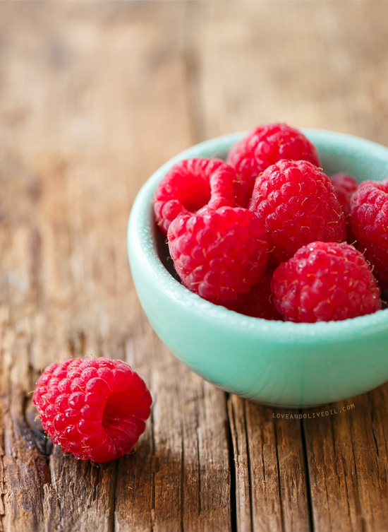 No-Bake Raspberry Mousse Tartlets from @loveandoliveoil