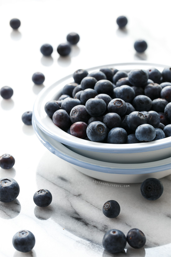 Freshly Picked Blueberries from www.loveandoliveoil.com