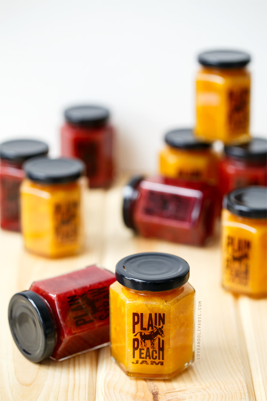 Homemade Peach and Plain Strawberry Jam (plus FREE printable labels for your jars!)