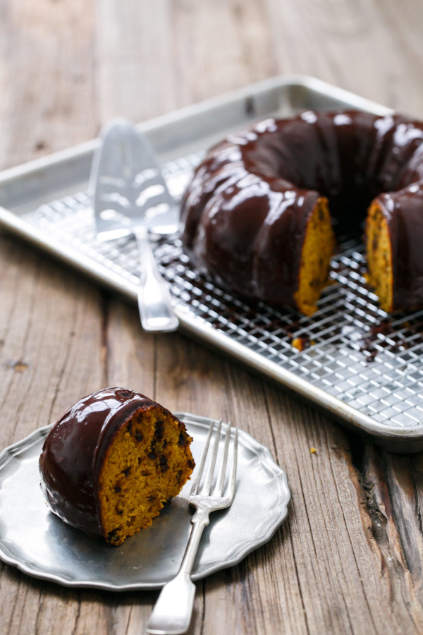 This Pumpkin Chocolate Chip Bundt Cake is a perfect non-pie Thanksgiving dessert!