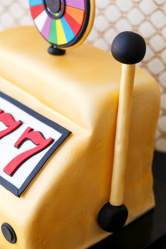 Fondant-covered Wheel of Fortune Slot Machine Cake