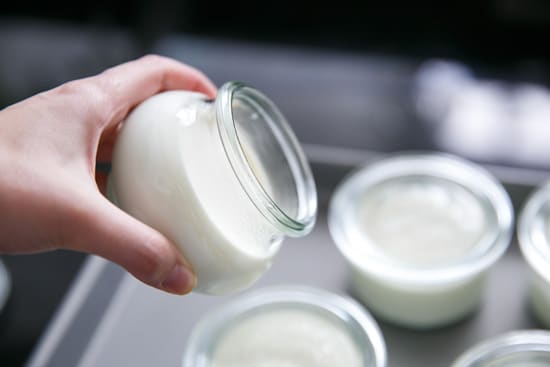 How to Make Homemade Yogurt