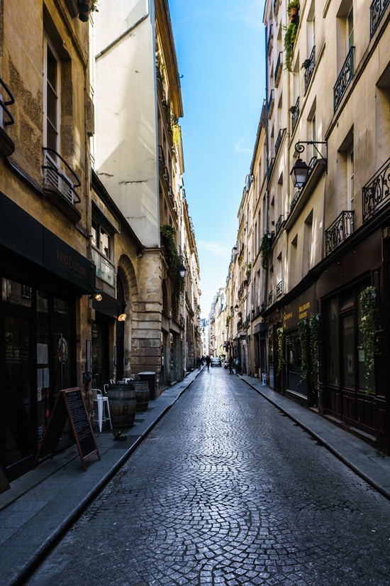 Rue Saint Sauveur, Paris France