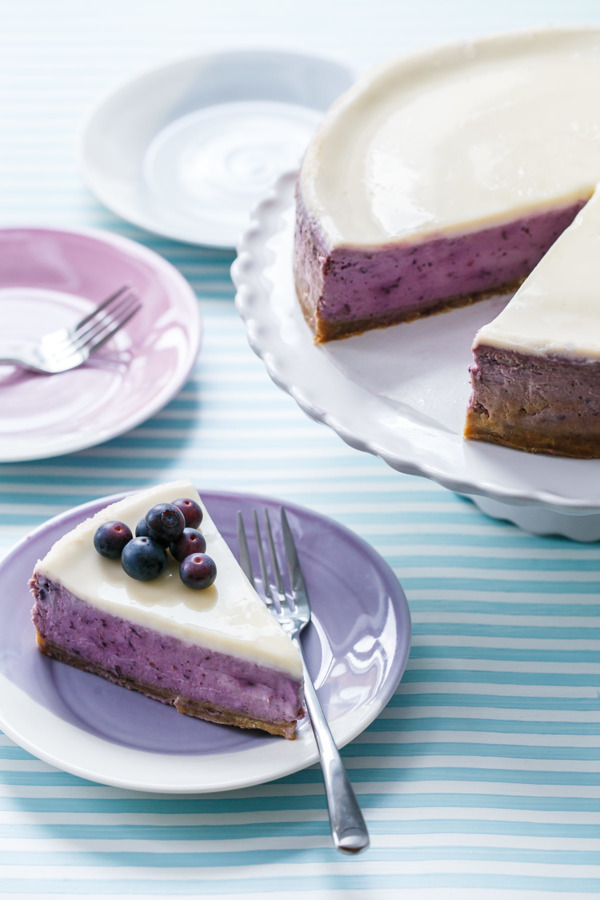 Roasted Blueberry Crème Fraîche Cheesecake