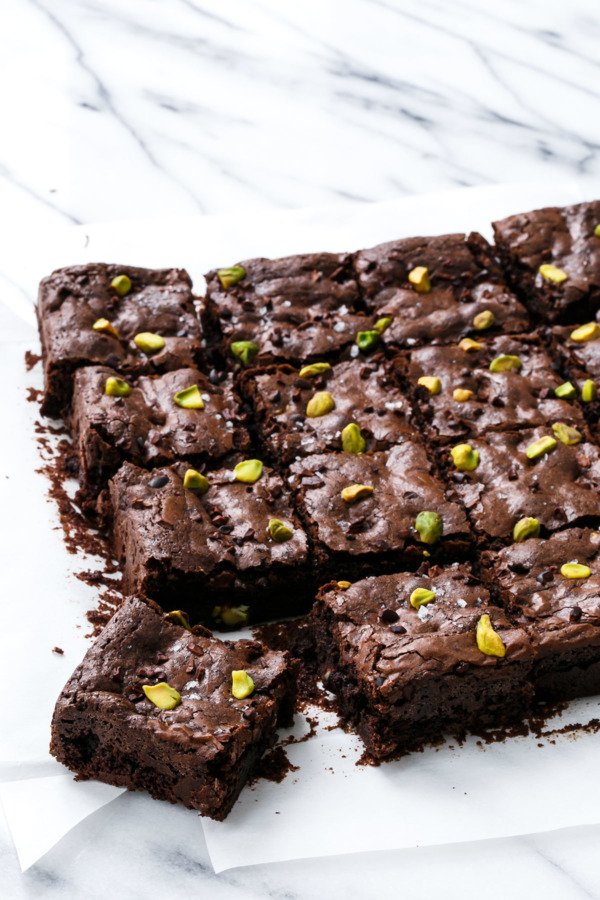 Olive Oil & Pistachio Brownies Recipe