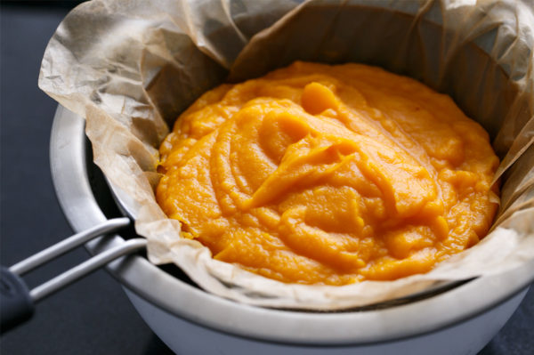 Making and Freezing Homemade Squash Puree