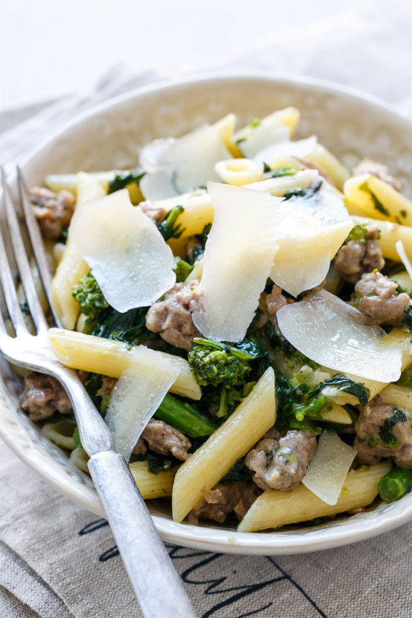 Quick Weeknight Dinner Recipe: Penne with Italian Sausage and Broccoli Raab