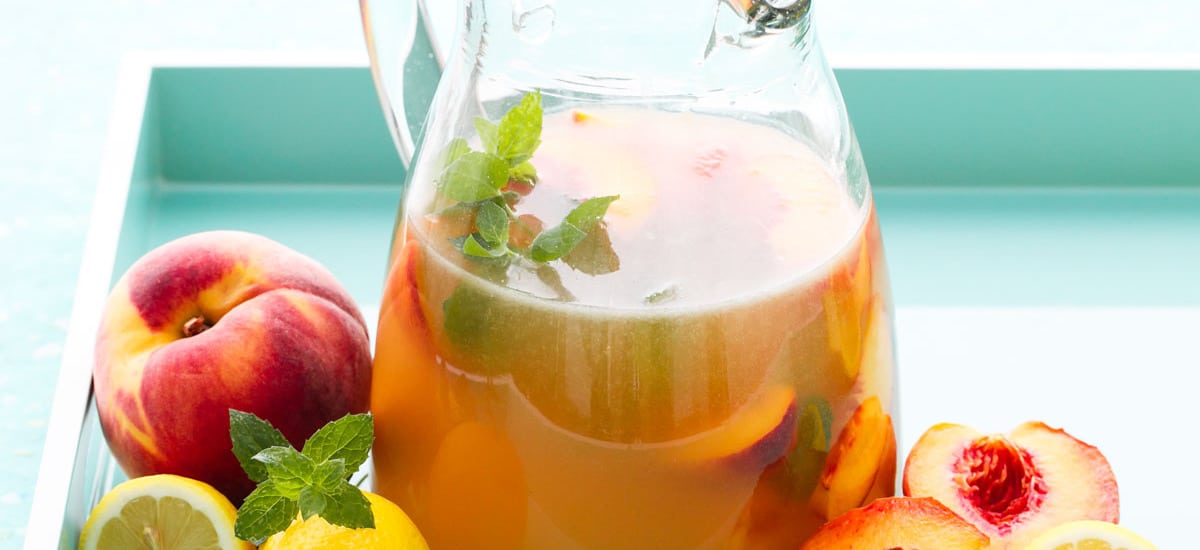 Bourbon Peach Lemonade Punch