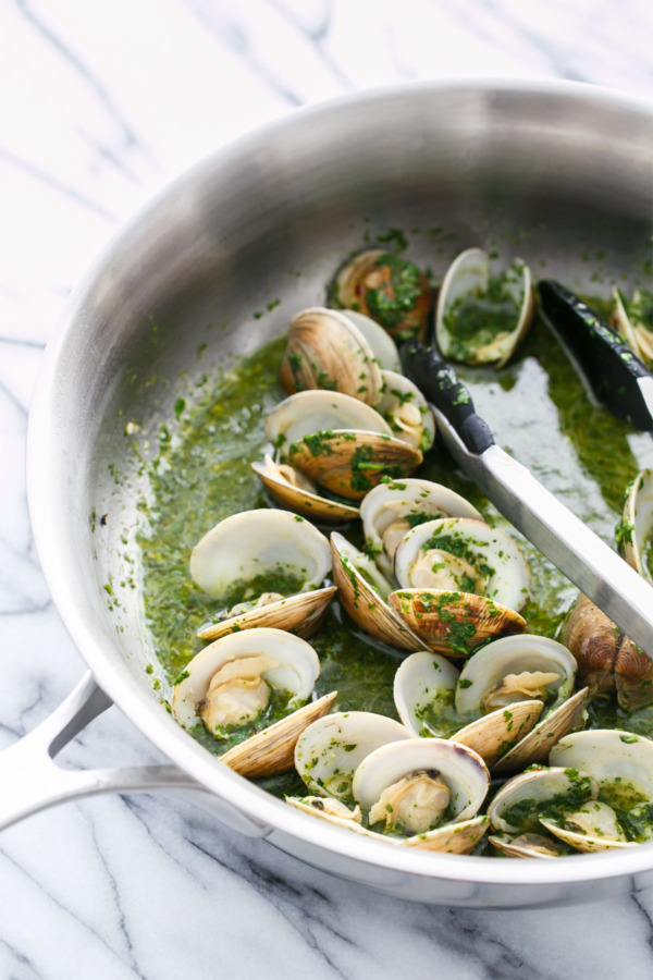 White Wine Steamed Clams with Mojo Verde Sauce