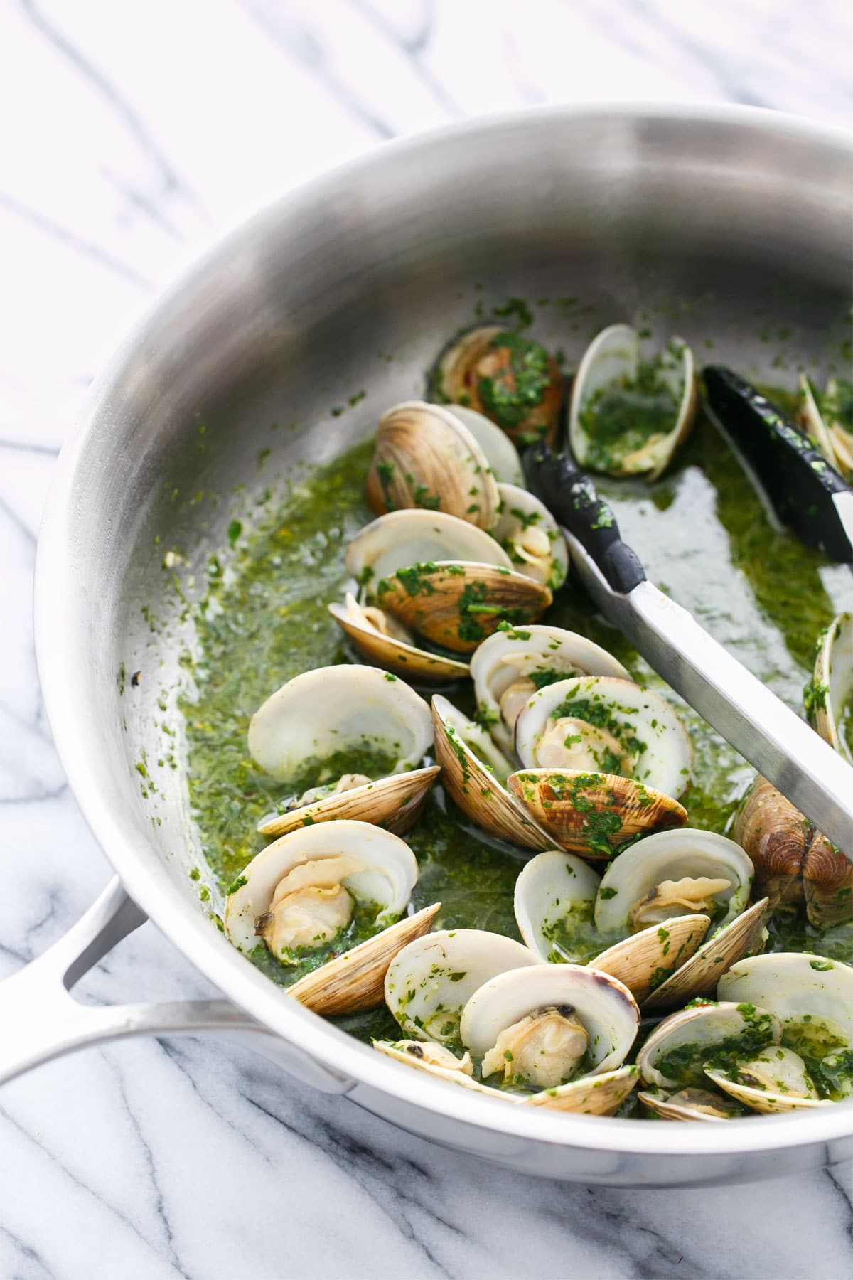 Mojo Clams (Steamed Clams with Green Mojo Sauce) Love and Olive Oil