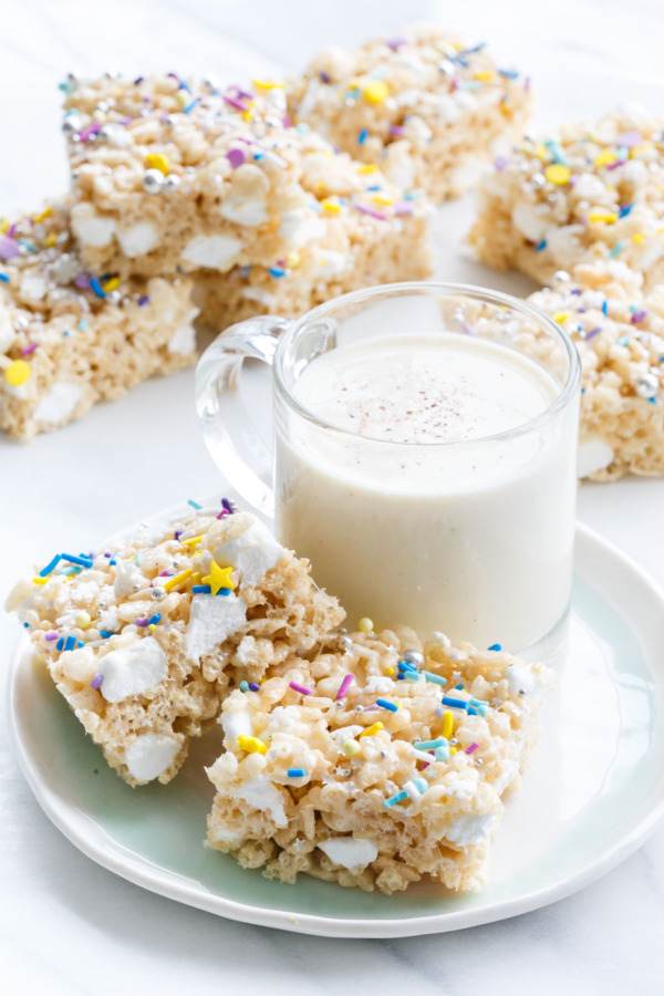 Holiday Spiced Eggnog Rice Krispie Treats