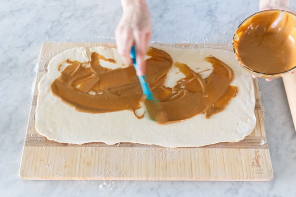 How to make homemade cinnamon rolls with peanut butter filling and chocolate glaze