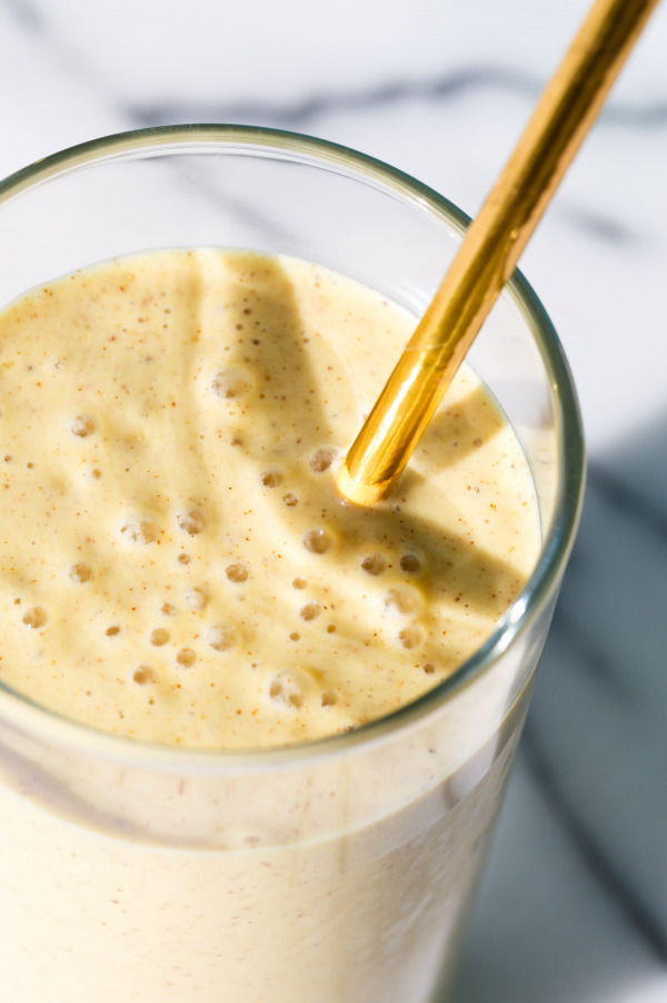 Golden Milk Smoothies with Cashew Milk, Cinnamon, and Turmeric