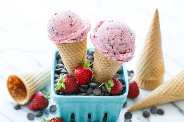 "Straw-cciatella" Strawberry Chocolate Chip Ice Cream