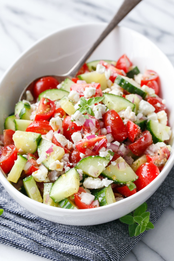 Quick & Easy Cucumber Tomato Salad Recipe - Perfect for summer!