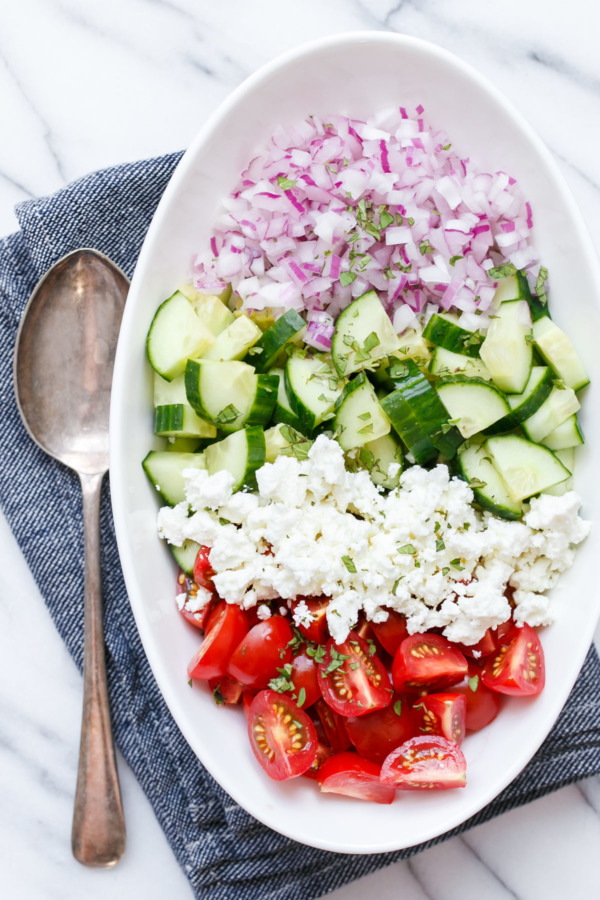 Easy Tomato & Cucumber Salad Recipe