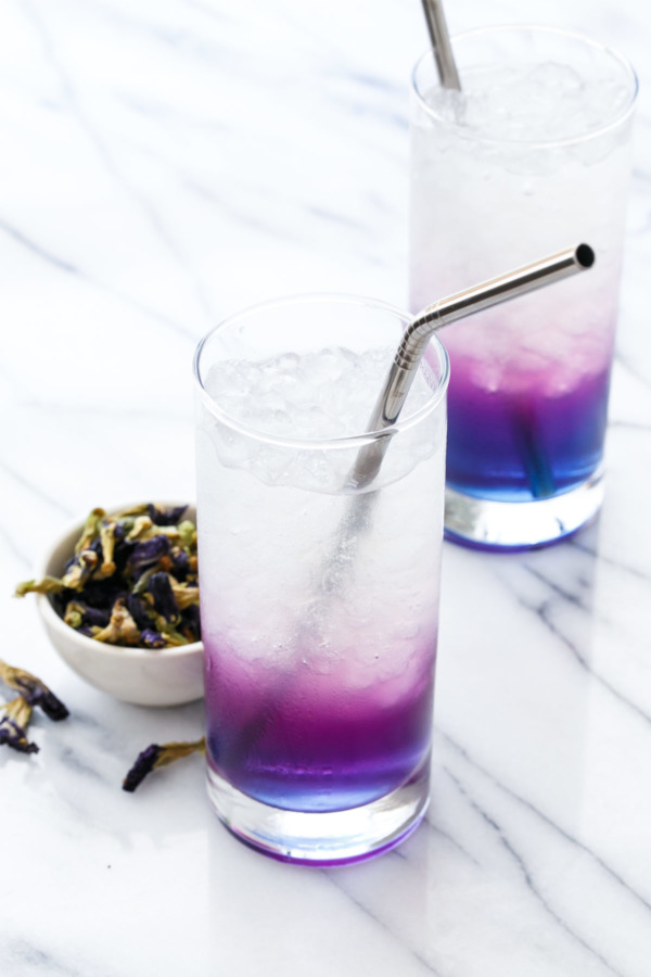 Butterfly Pea Lemonade aka Unicorn Lemonade: Magically (and naturally!) changes color!