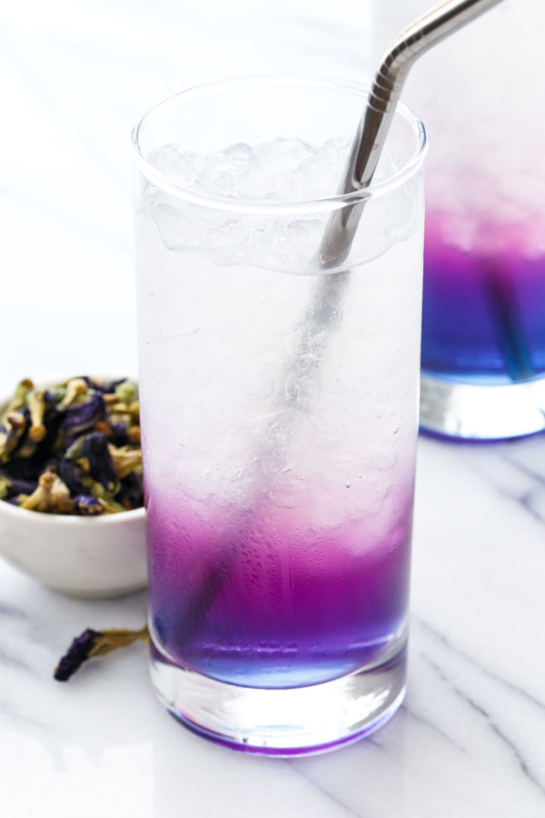 Sparkling Butterfly Pea Flower Tea Lemonade - Cooking with a Wallflower