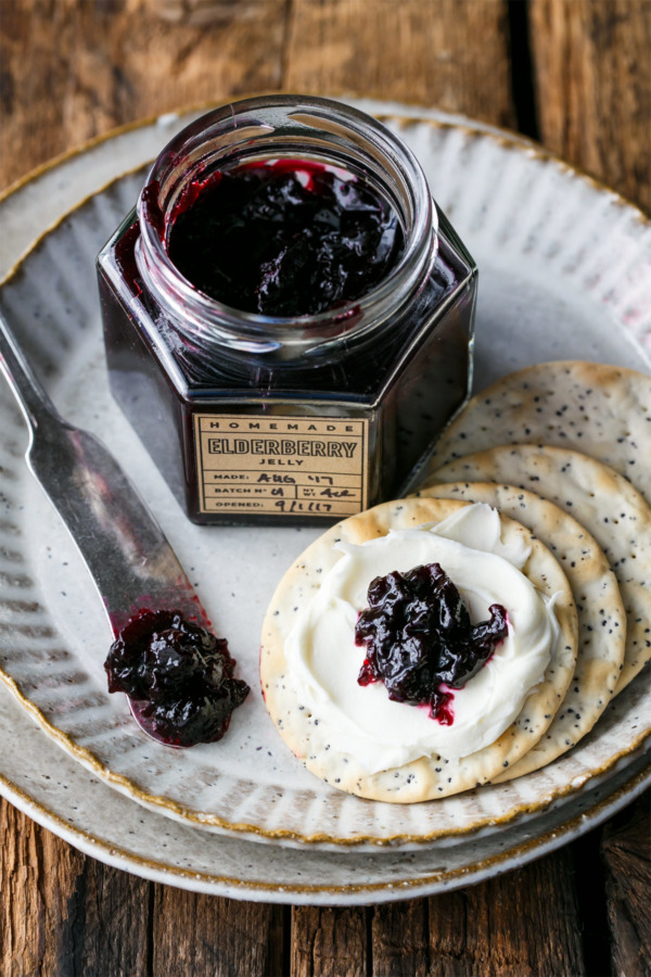 Recipe to make Homemade Elderberry Jelly