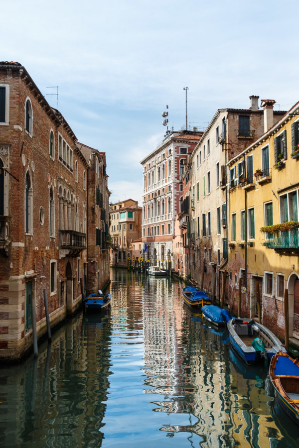 36 Hours in Venice, Italy: picturesque canals and colorful buildings