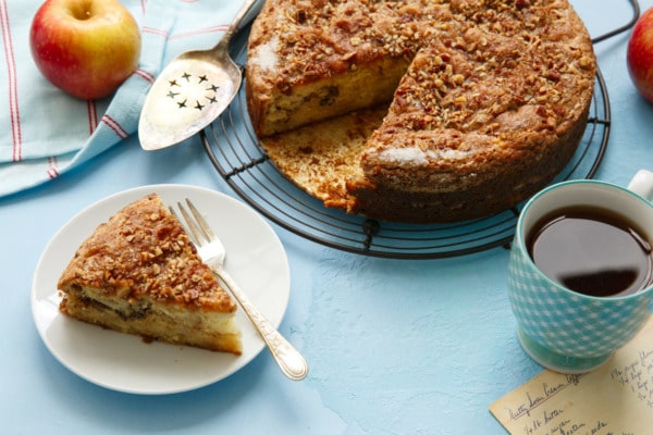 Apple Sour Cream Coffee Cake