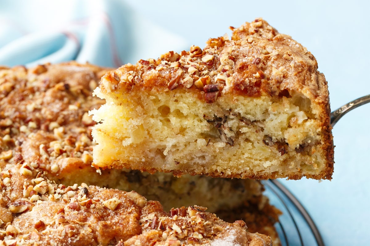 Apple Sour Cream Coffee Cake