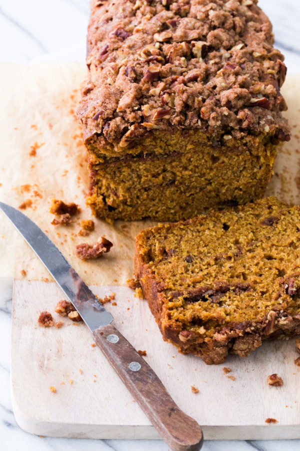 Cinnamon Swirl Sweet Potato Pecan Crumb Cake Recipe